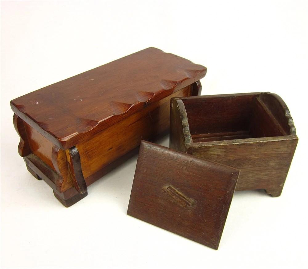 Trinket Boxes & Keepsake Items