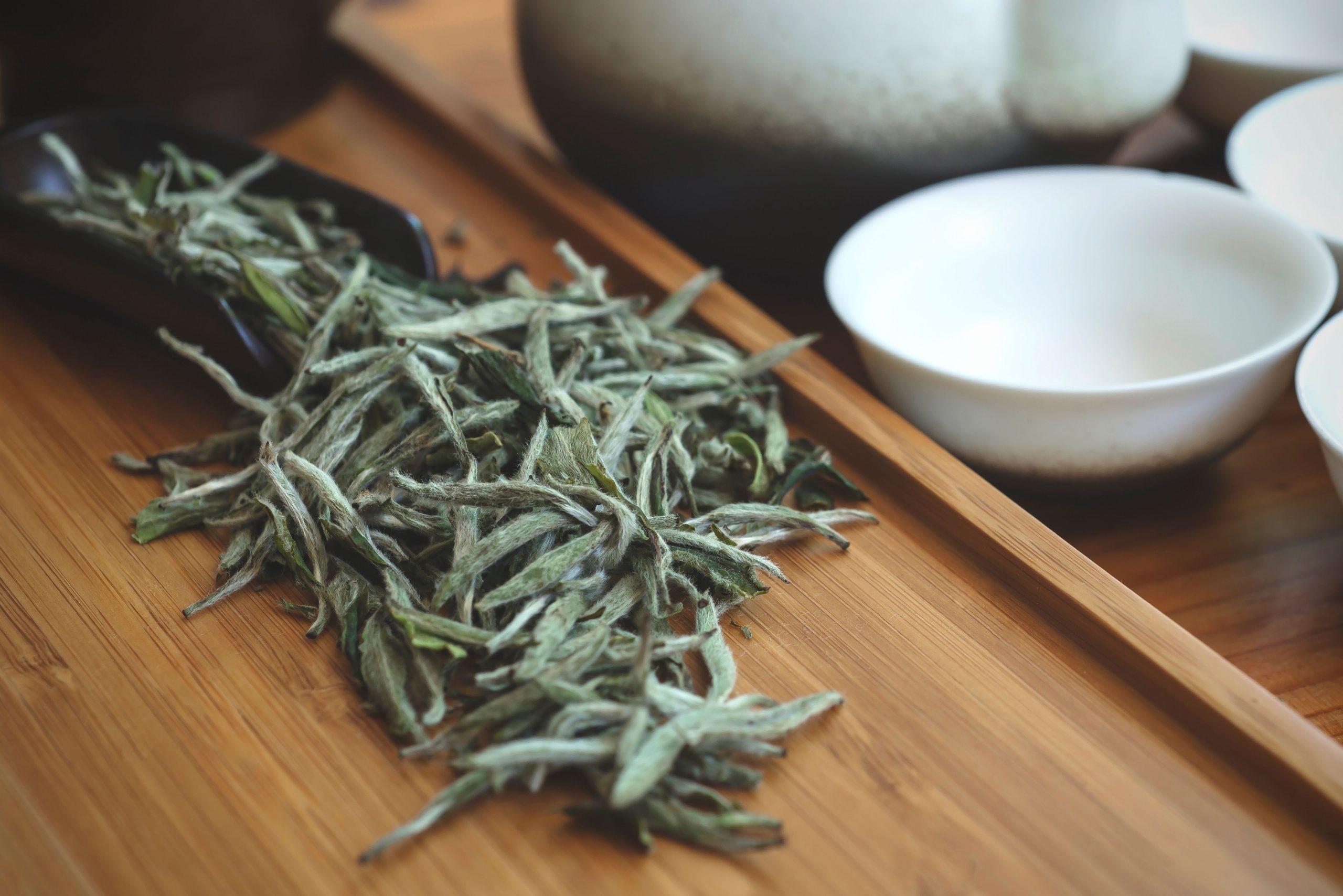 Chinese White (Silver Needle, White Peony, Shou Mei)