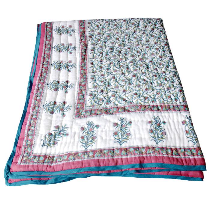 Quilts & Patchwork Quilts